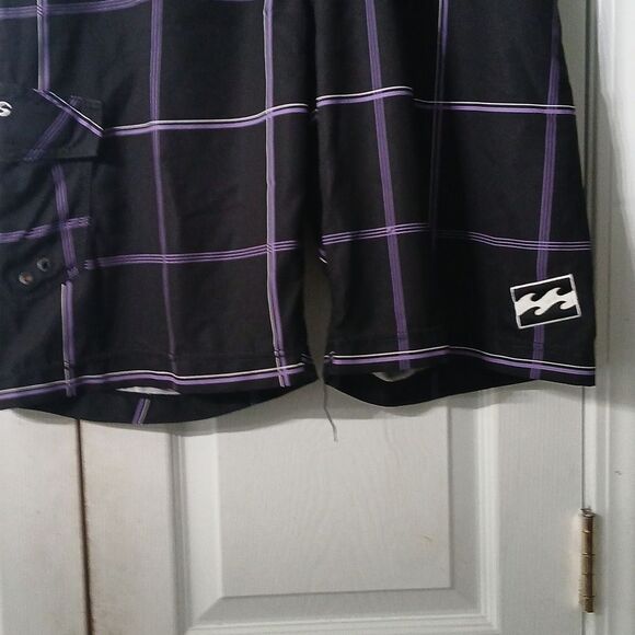 Billabong Mens Board Shorts Swim Trunk Black Purple Check Plaid Drawstring Sz 36 - Picture 2 of 11